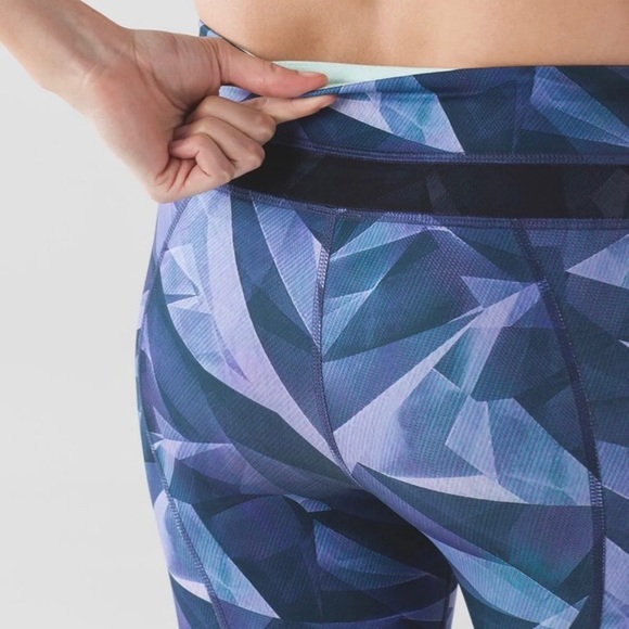 Lululemon Full length Leggings size 6 - Picture 11 of 11